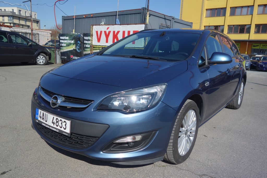 Opel Astra 1,6CDTi 100kW 2xkola!Serv.kn!