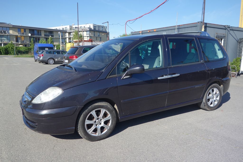 Peugeot 807 2,0HDi NOV STK 4/2027 !