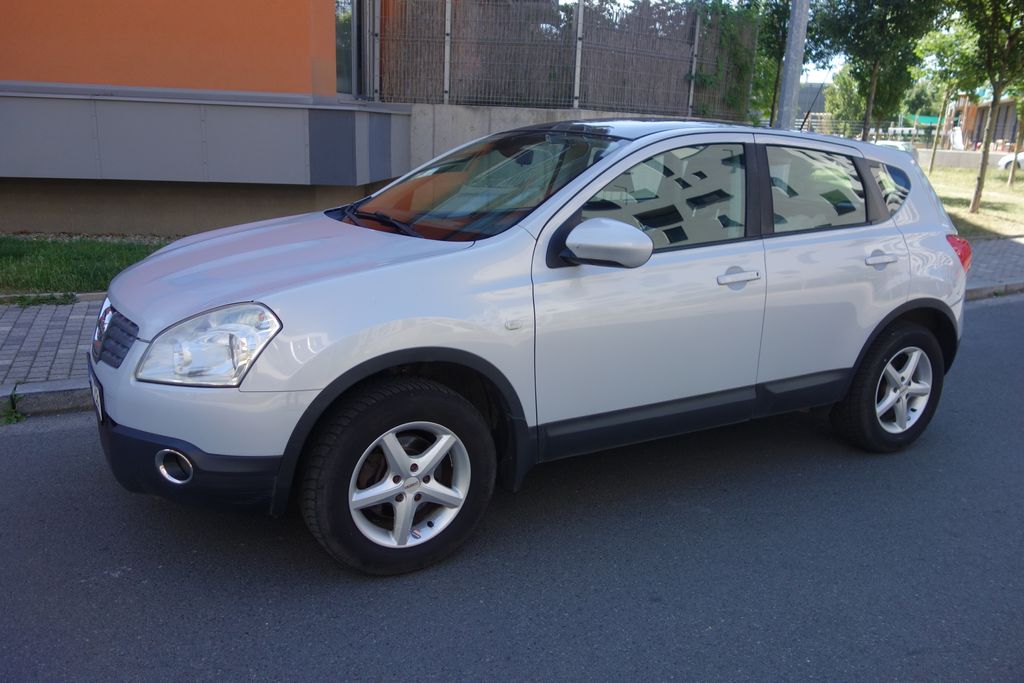 Nissan Qashqai 1,6i R! I.MAJ! 2xkola!