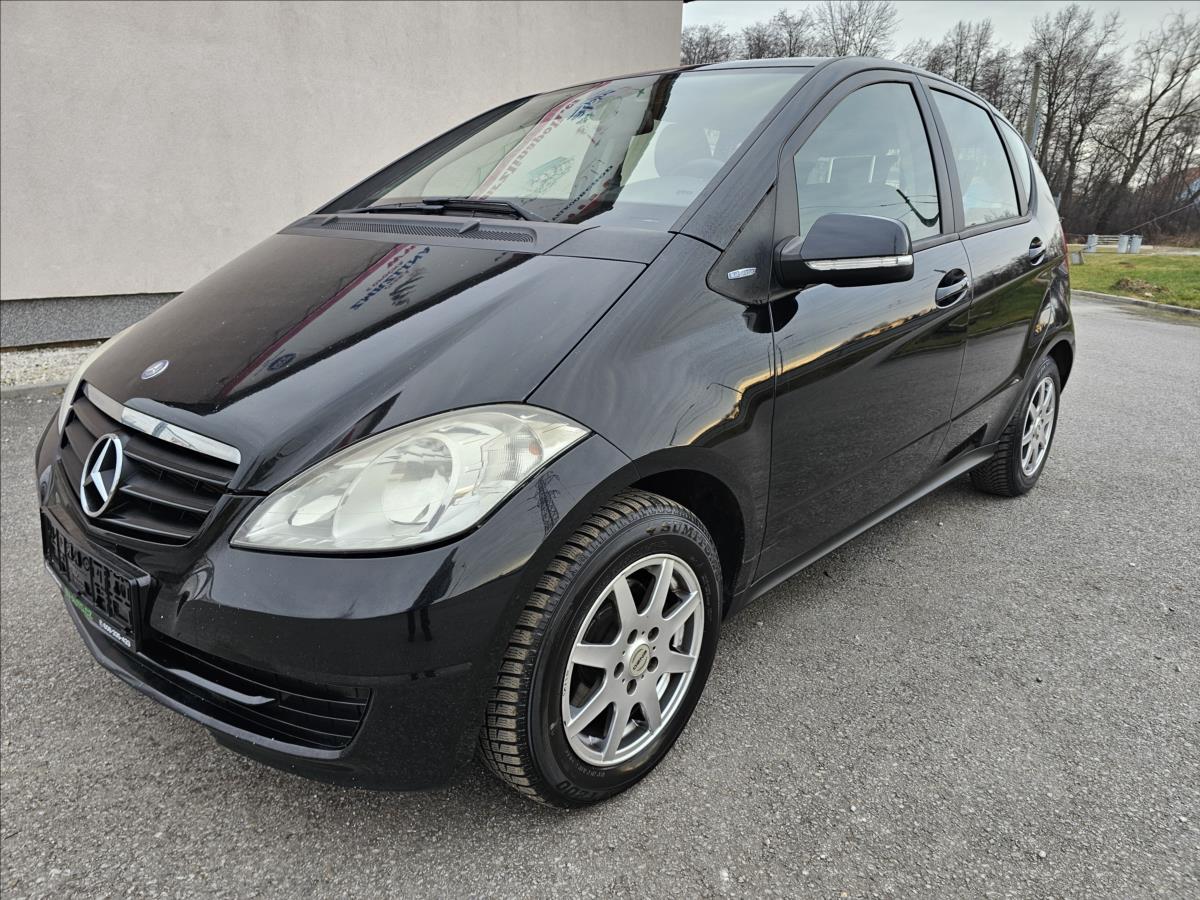 Mercedes-Benz Tdy A 1,5 A 150 Classic 1.5i 70kw  A150 Classic 1.5i 70kw KLIMA E