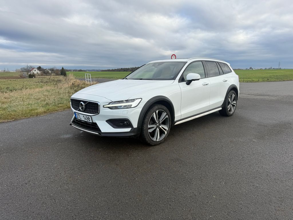 Volvo V60 CROSS COUNTRY D4 AWD POLESTAR