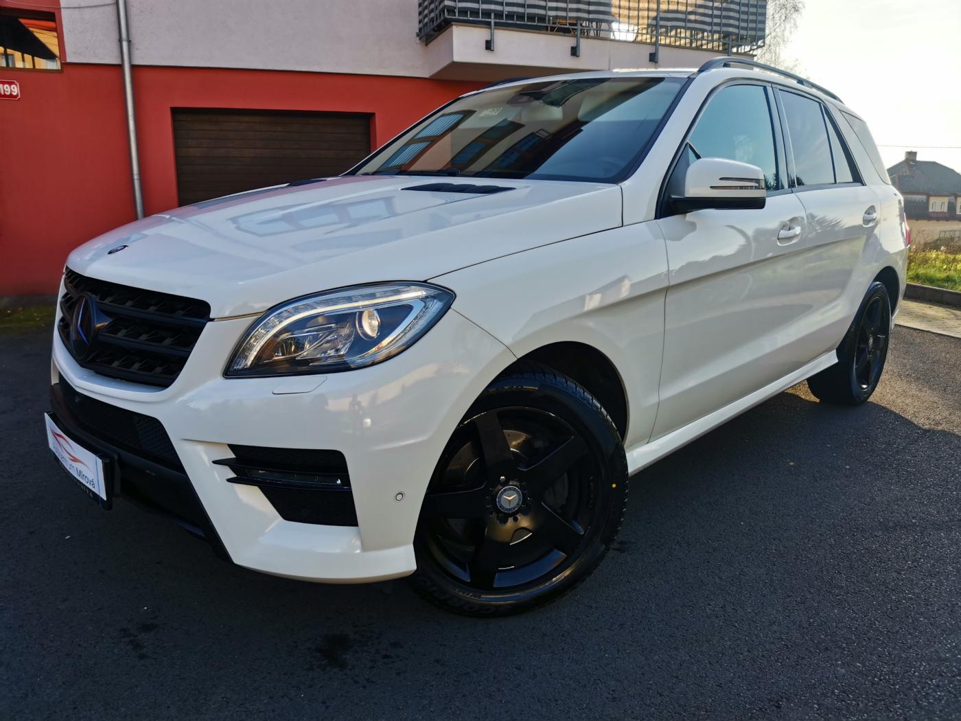 Mercedes-Benz Tdy M 350 CDi 4x4 1. maj KOUPENO V
