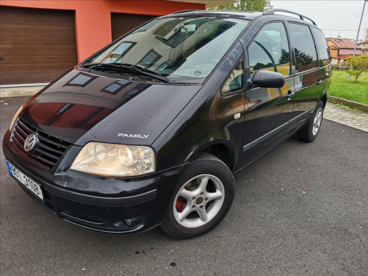 Volkswagen Sharan 1,9 TDi FAMILI