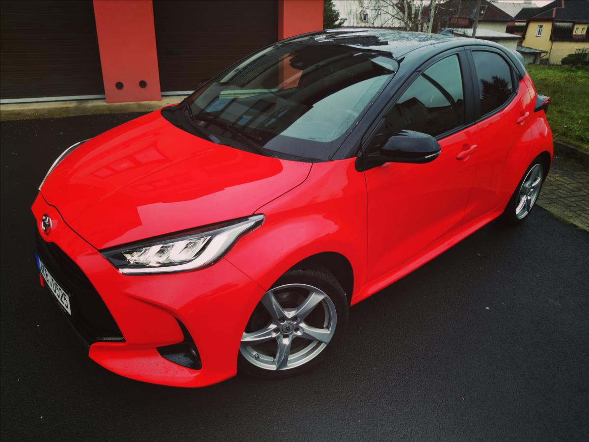 Toyota Yaris 1.MAJ V CZ JEN 25000KM  1.5