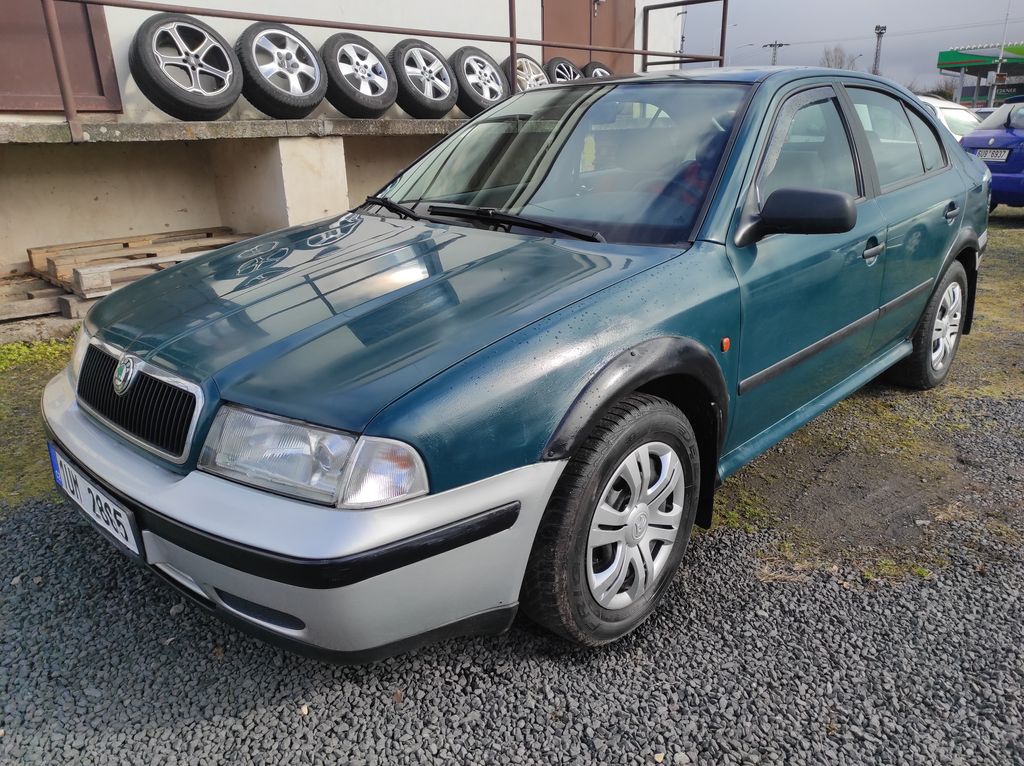 Škoda Octavia 1.6 GLX