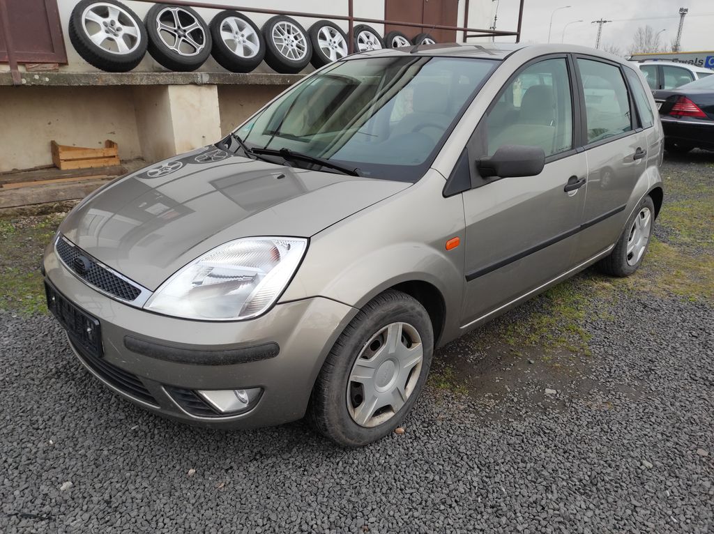 Ford Fiesta 1.4 i Ghia