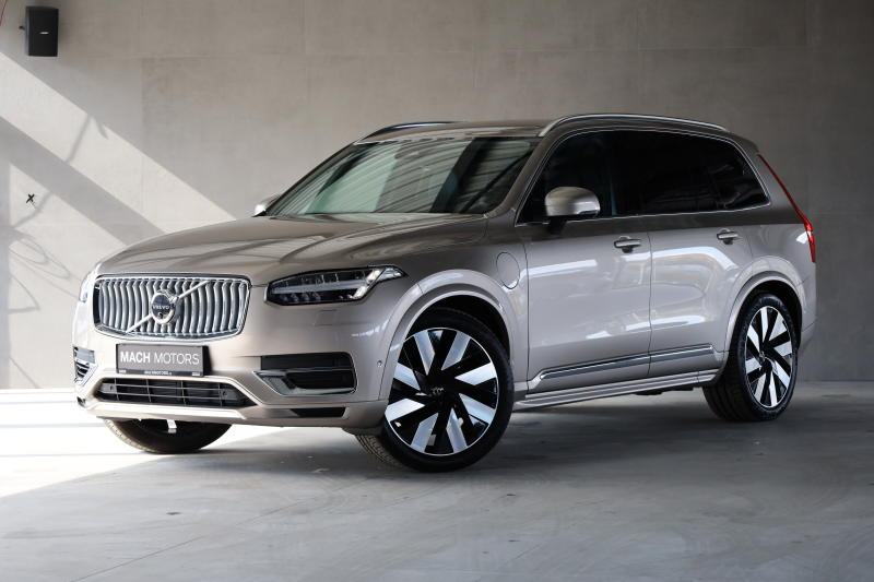 Volvo XC90 T8 PLUS Bright, VZDUCH, 360KAM
