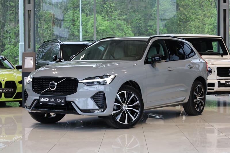 Volvo XC60 B5 AWD PLUS Dark 184kW
