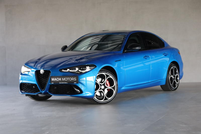Alfa Romeo Giulia 2.0T 280k AT8 Q4 Competizione