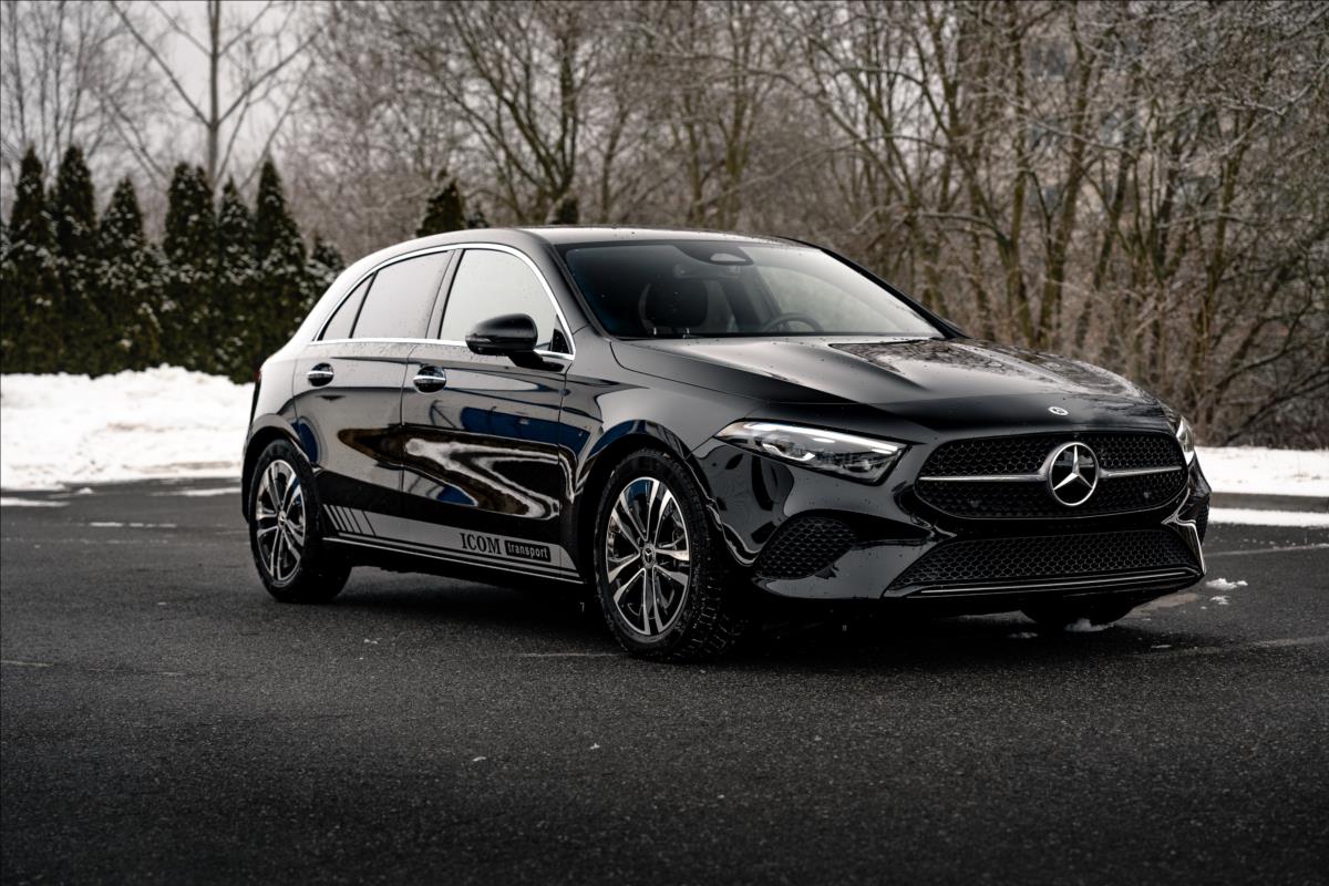 Mercedes-Benz Tdy A A200 AMG Line / tan