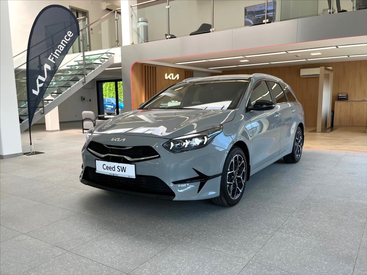 Kia Ceed 1,5 Ceed SW  T-GDi GPF EDICE 30