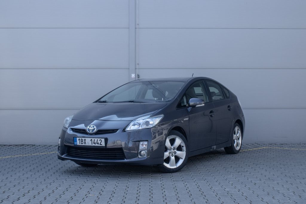 Toyota Prius Toyota Prius - Nov baterie