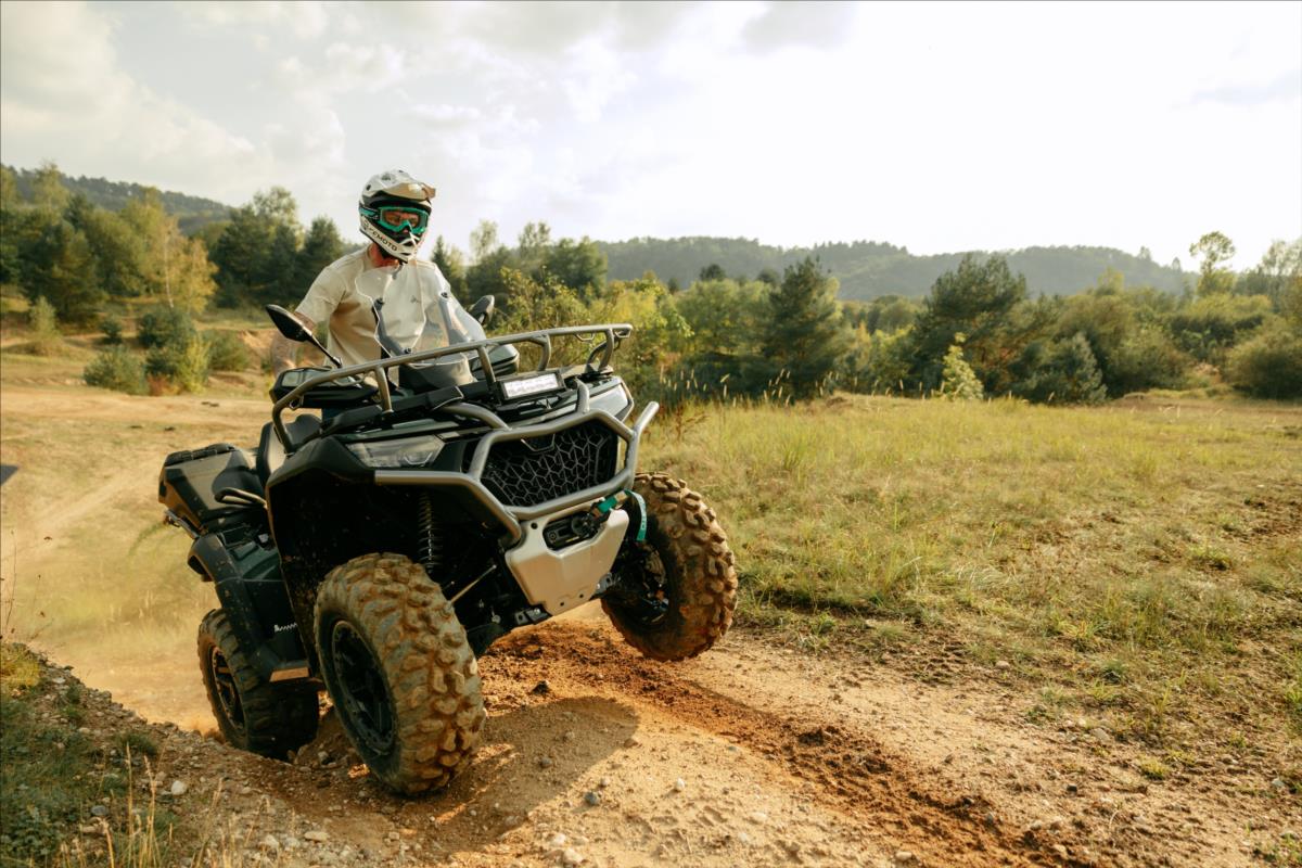   GLADIATOR X1000 G3  Overland T3b