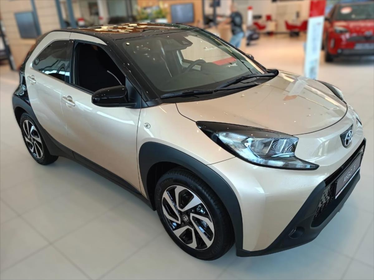 Toyota Aygo 1,0   X Style Tech CVT