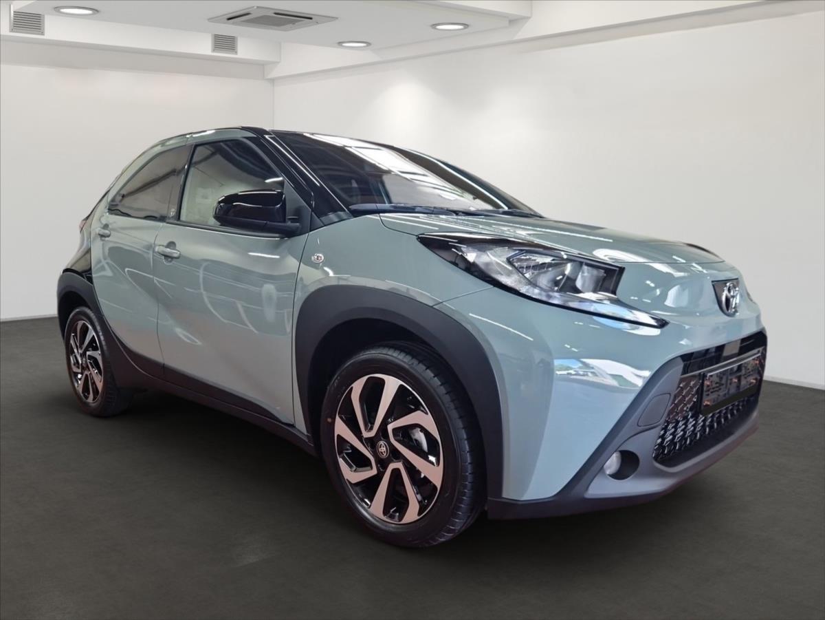 Toyota Aygo 1,0   X Style Tech CVT