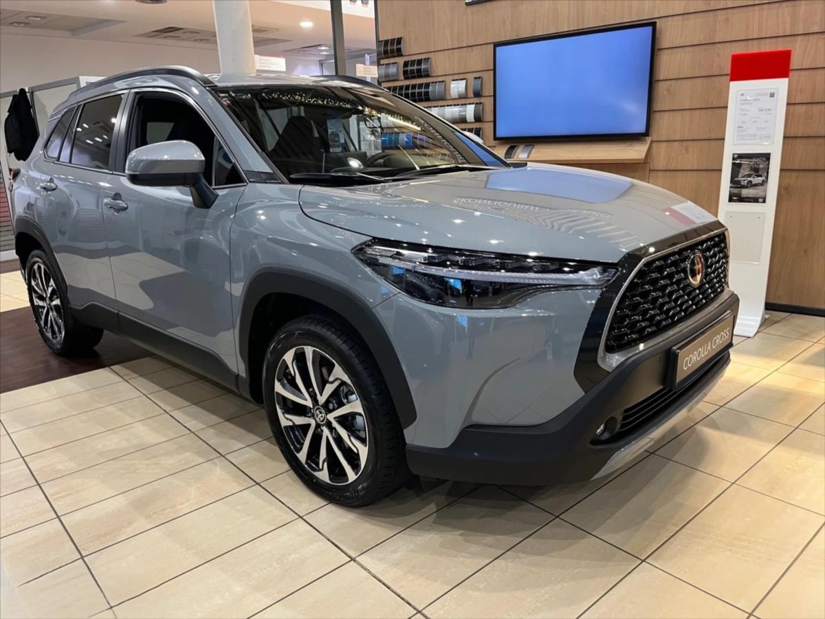 Toyota Corolla Cross 2,0   Style Tech