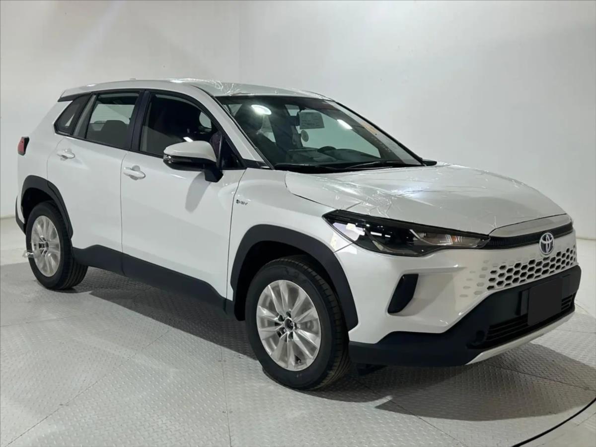 Toyota Corolla Cross 1,8   Comfort - novinka 2025