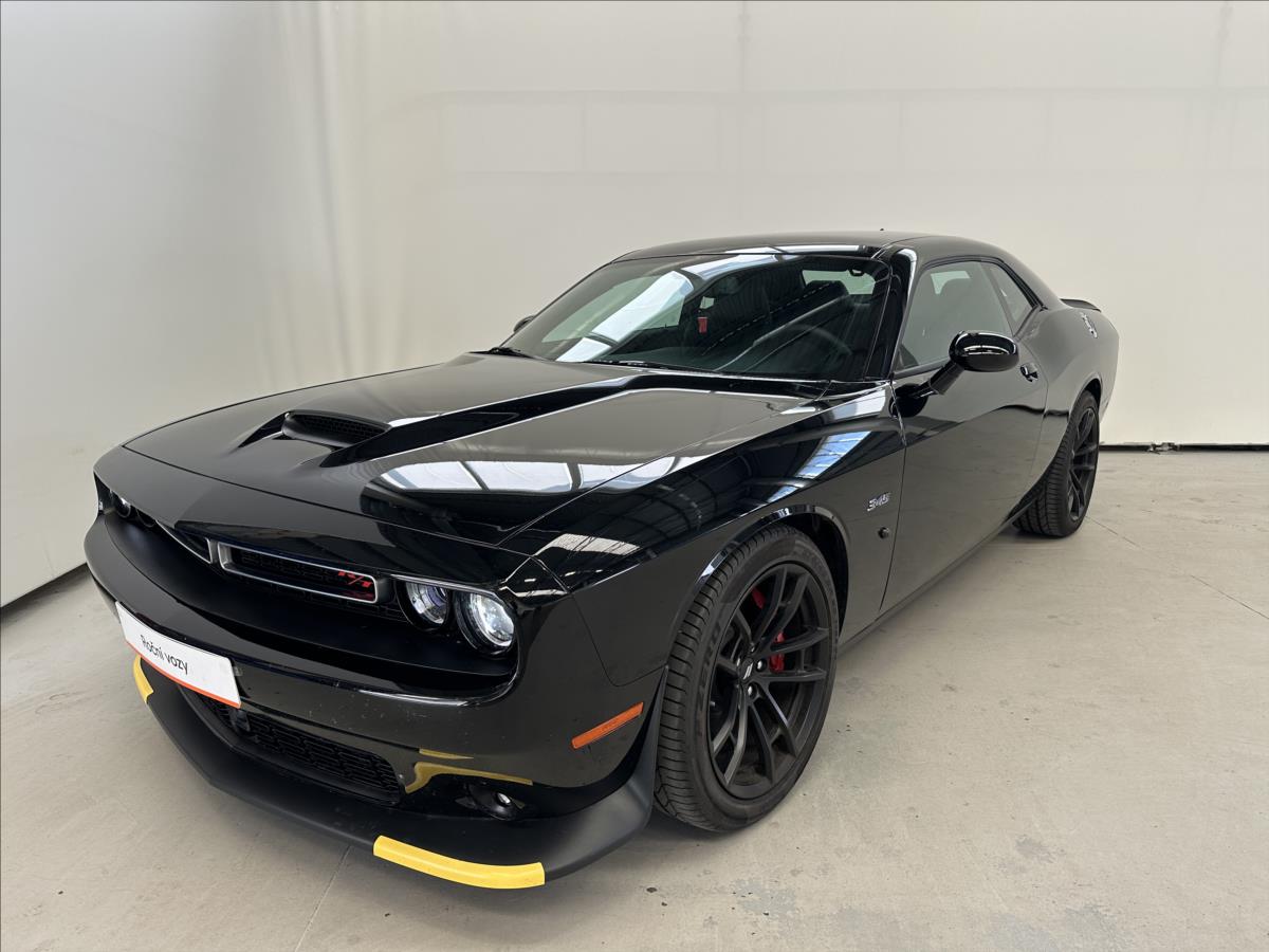 Dodge Challenger 5,7   5,7 V8 HEMI RT