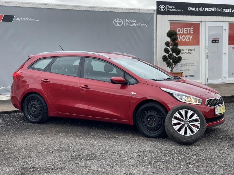 Kia Ceed 1.4i R-1m, Serviska, 2xkola