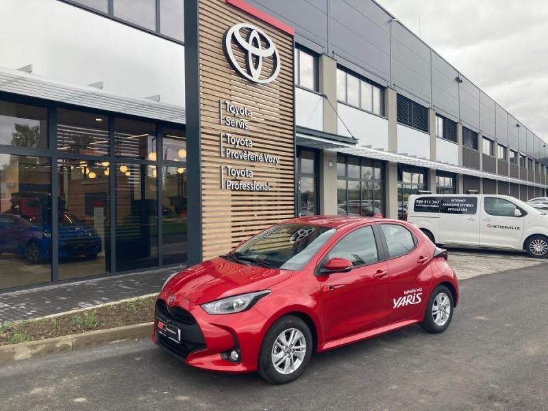 Toyota Yaris 1.5 M/T COMFORT