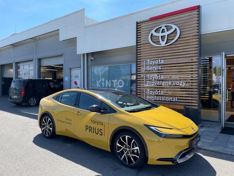 Toyota Prius 2.0L PHEV 152 - 1 CVT
