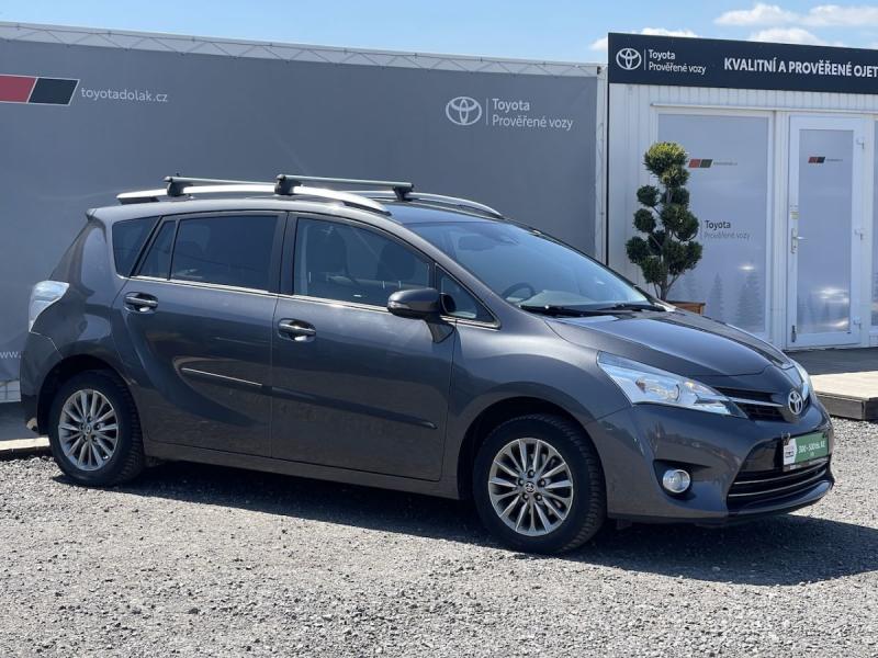 Toyota Verso 1.8i, R-1.maj, Trend, zruka!