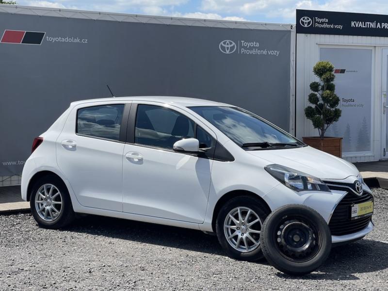 Toyota Yaris 1.0i, R-1m, Active, 2x kola