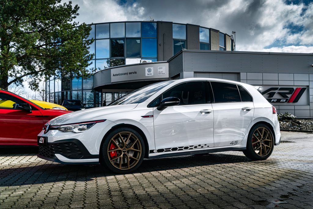 Volkswagen Golf GTI Clubsport 45 DSG IQ DCC 36