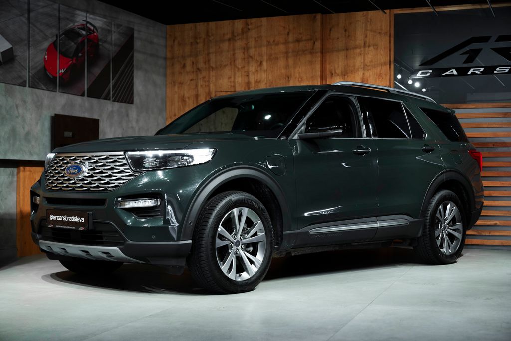 Ford Explorer Platinum Plug-in-Hybrid 4x4, B