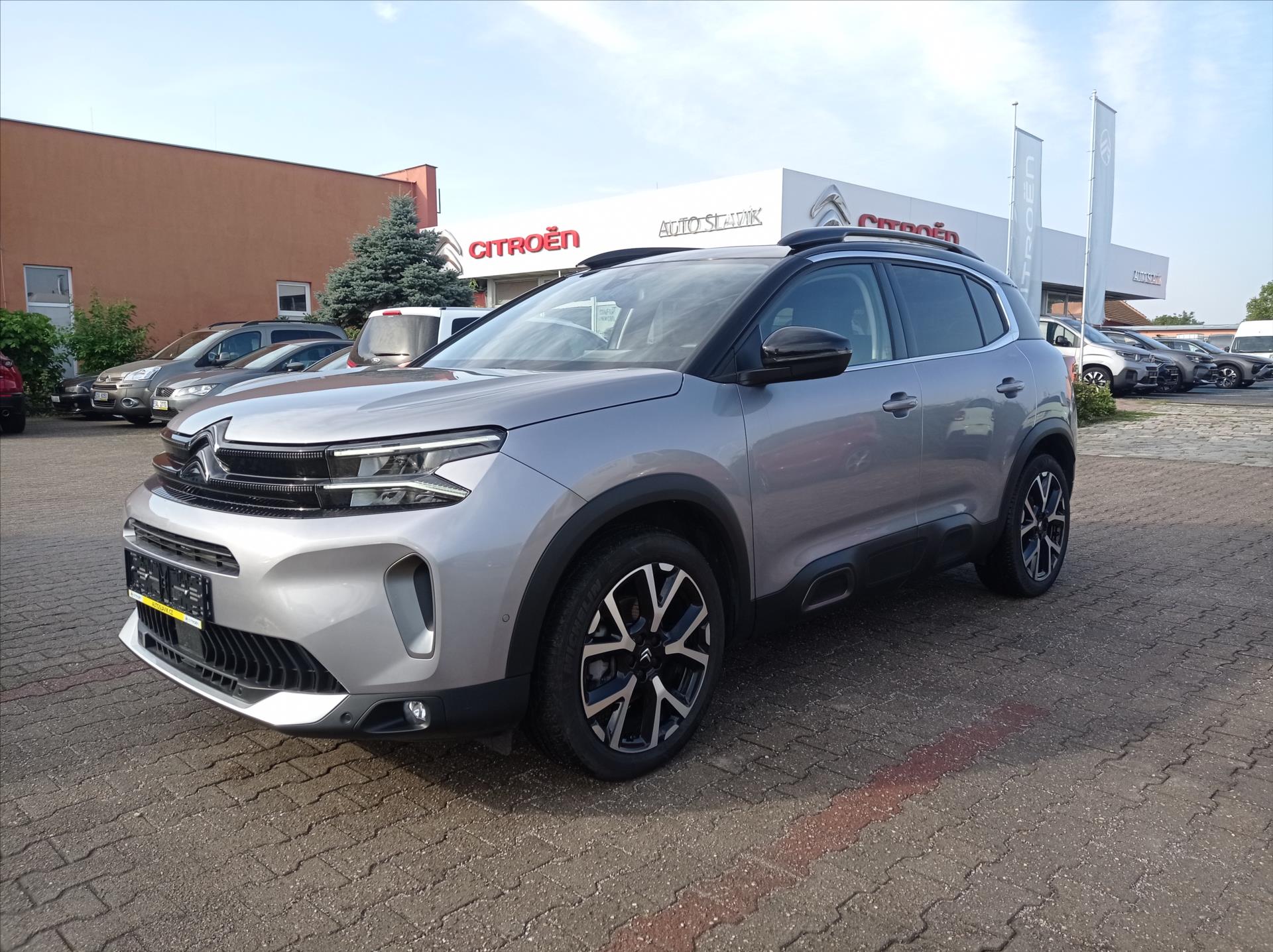 Citroen C5 Aircross 1,5 HDI 130 EAT8 SHINE PACK
