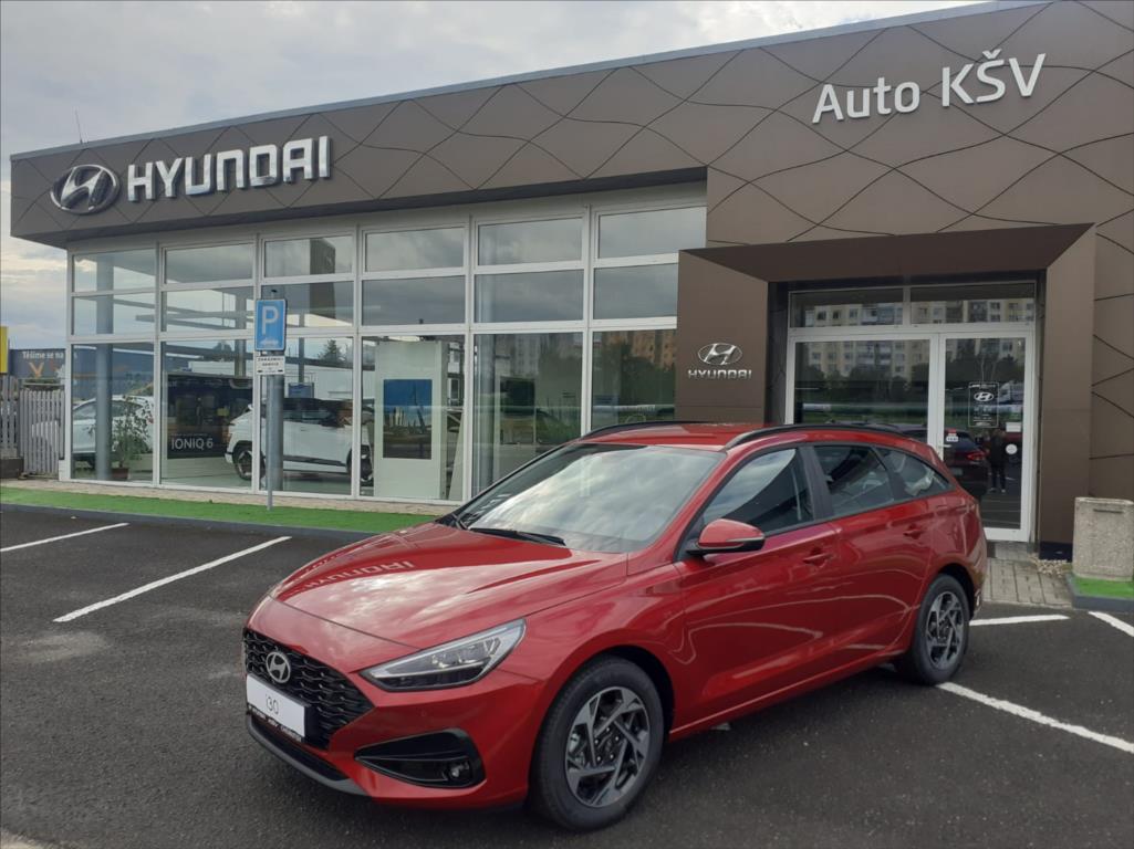Hyundai i30 1,5 i SMART kombi  Facelift