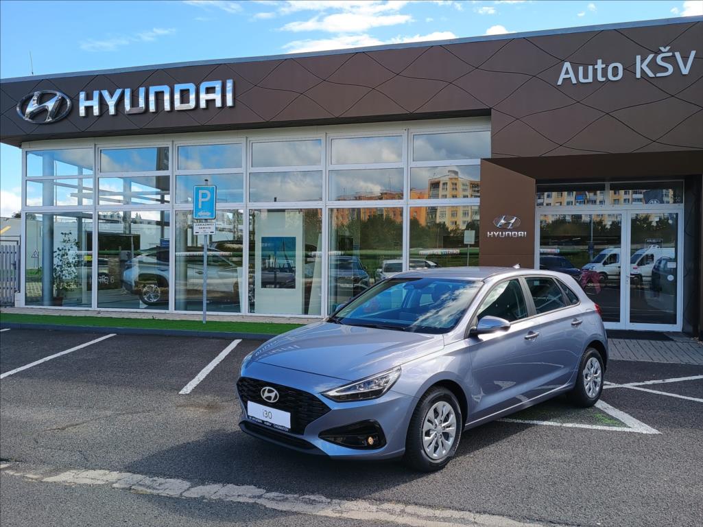Hyundai i30 1,5 i 6MT  COMFORT