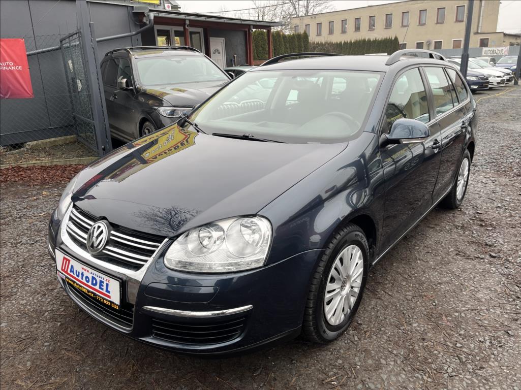 Volkswagen Golf 1,9 TDi 77kW  Model BEZ DPF,AC