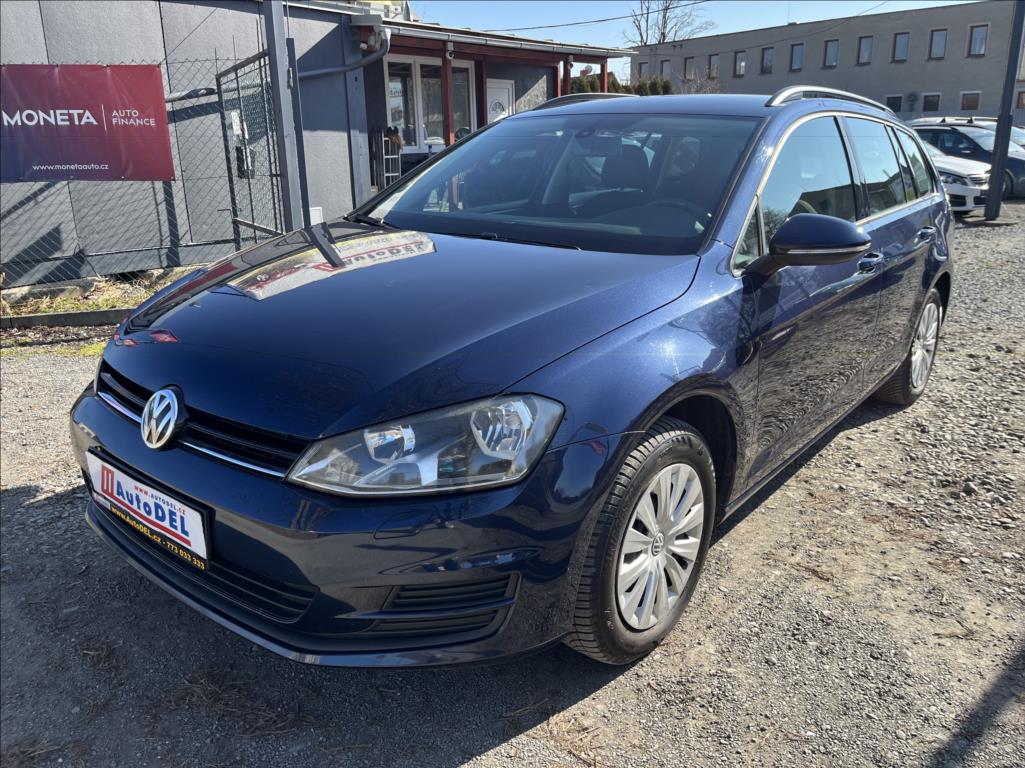 Volkswagen Golf 1,6 TDi 81KW  Serviska,Tempomat