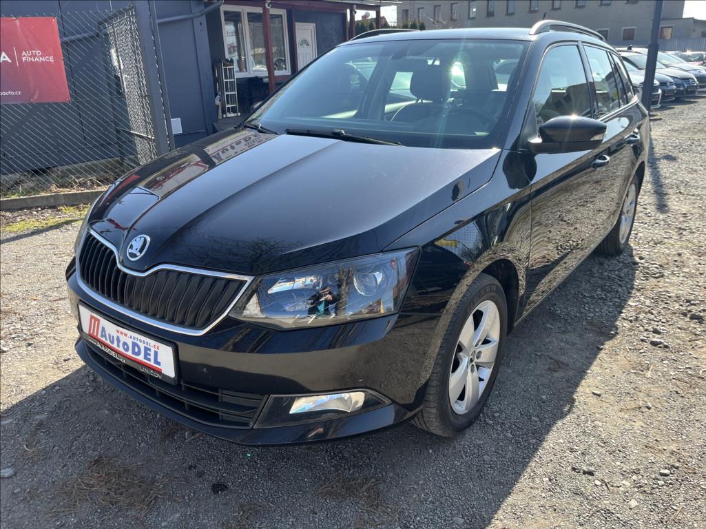 koda Fabia 1,0 TSi Style  Kessy,Navigace