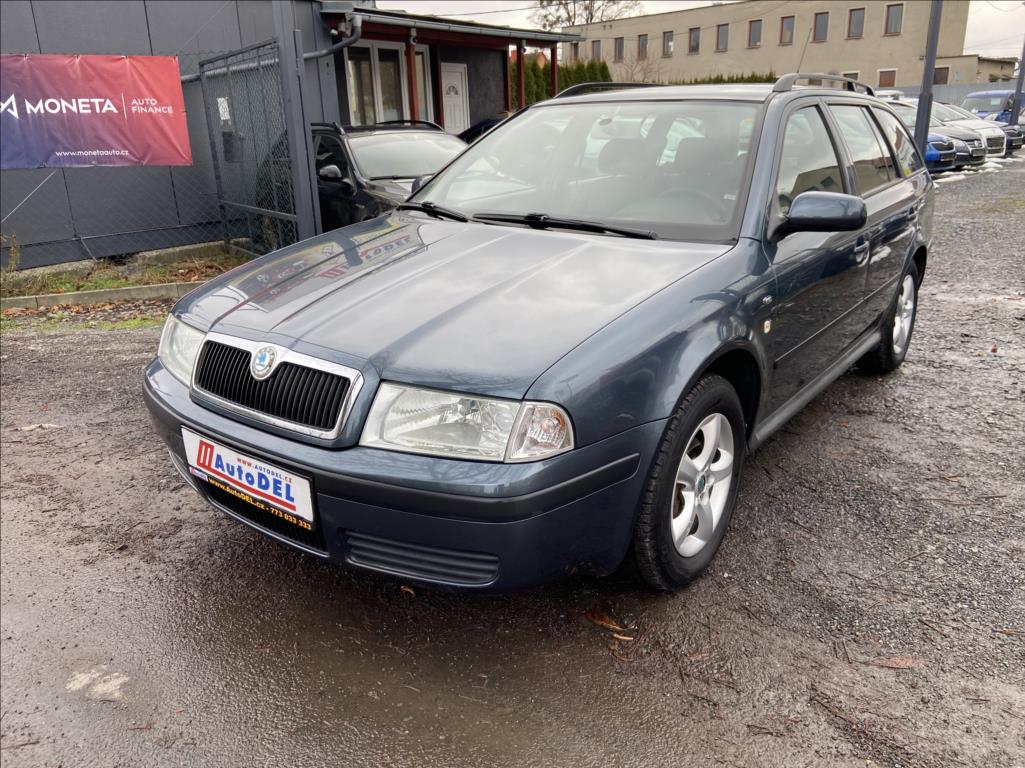 koda Octavia 1,6 MPi  Tempomat,Klima,Tan