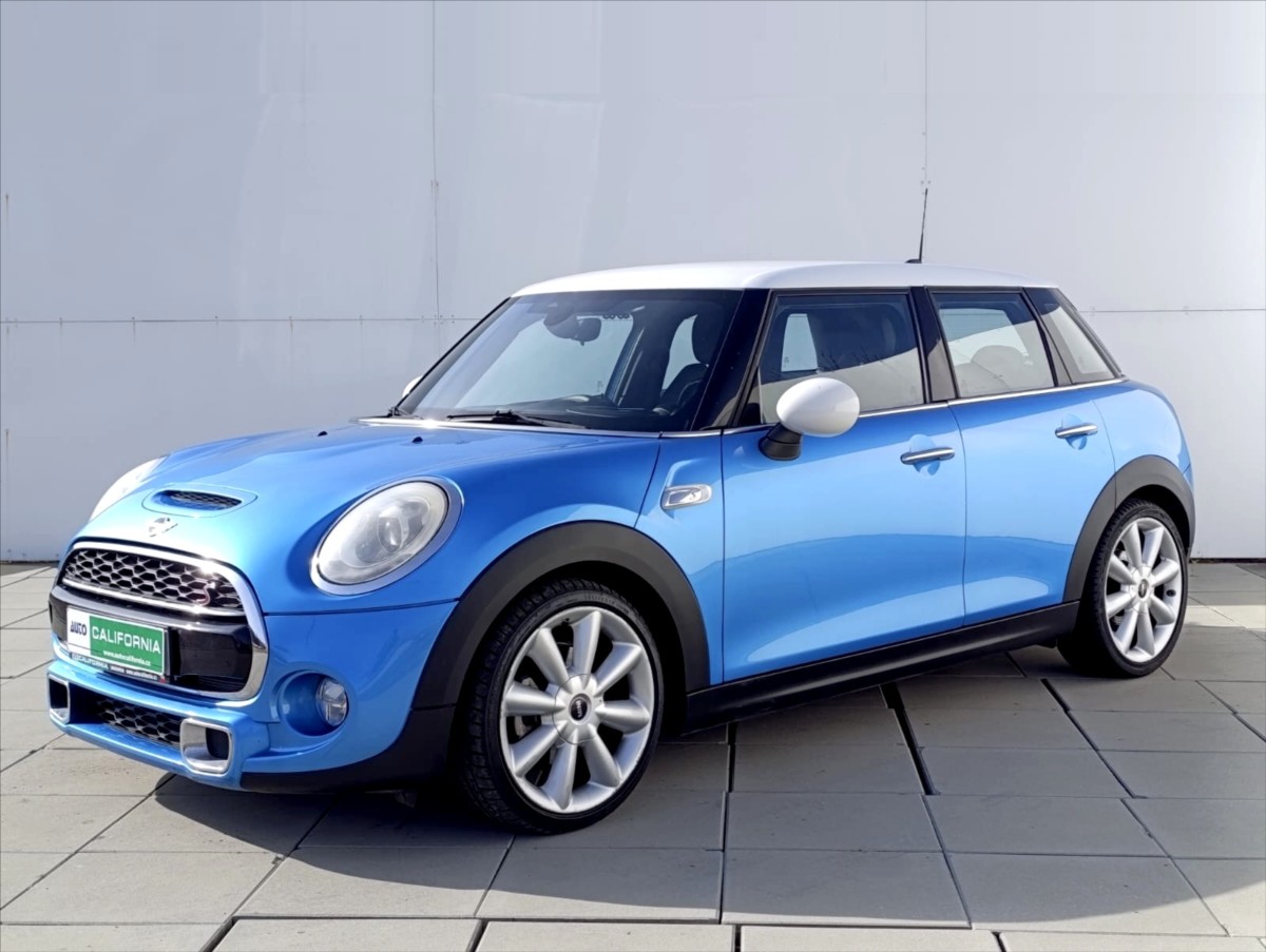 Mini Cooper S 2,0 T NAVI LED TEMPMAT ZRUKA