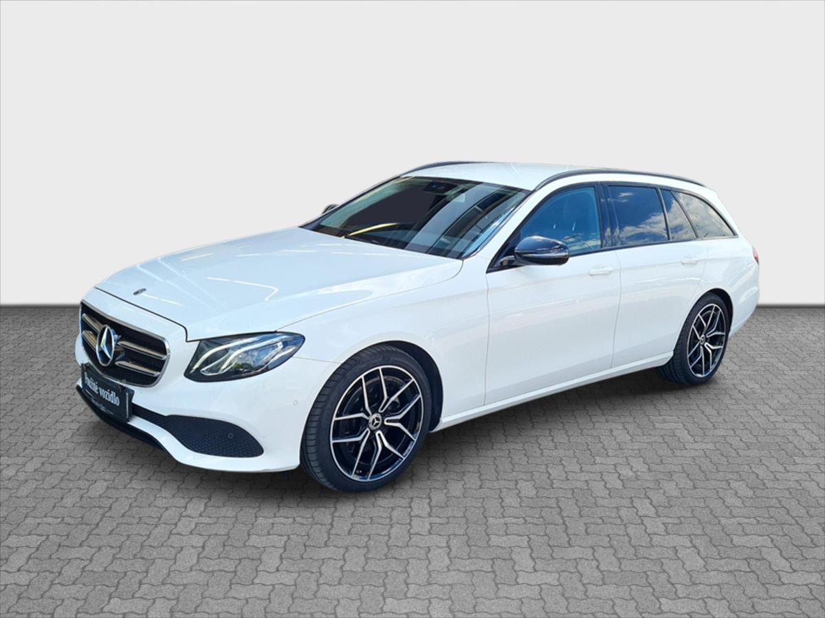 Mercedes-Benz Tdy E 2,0 220 d 4MATIC kombi  220 d 4MATIC kombi