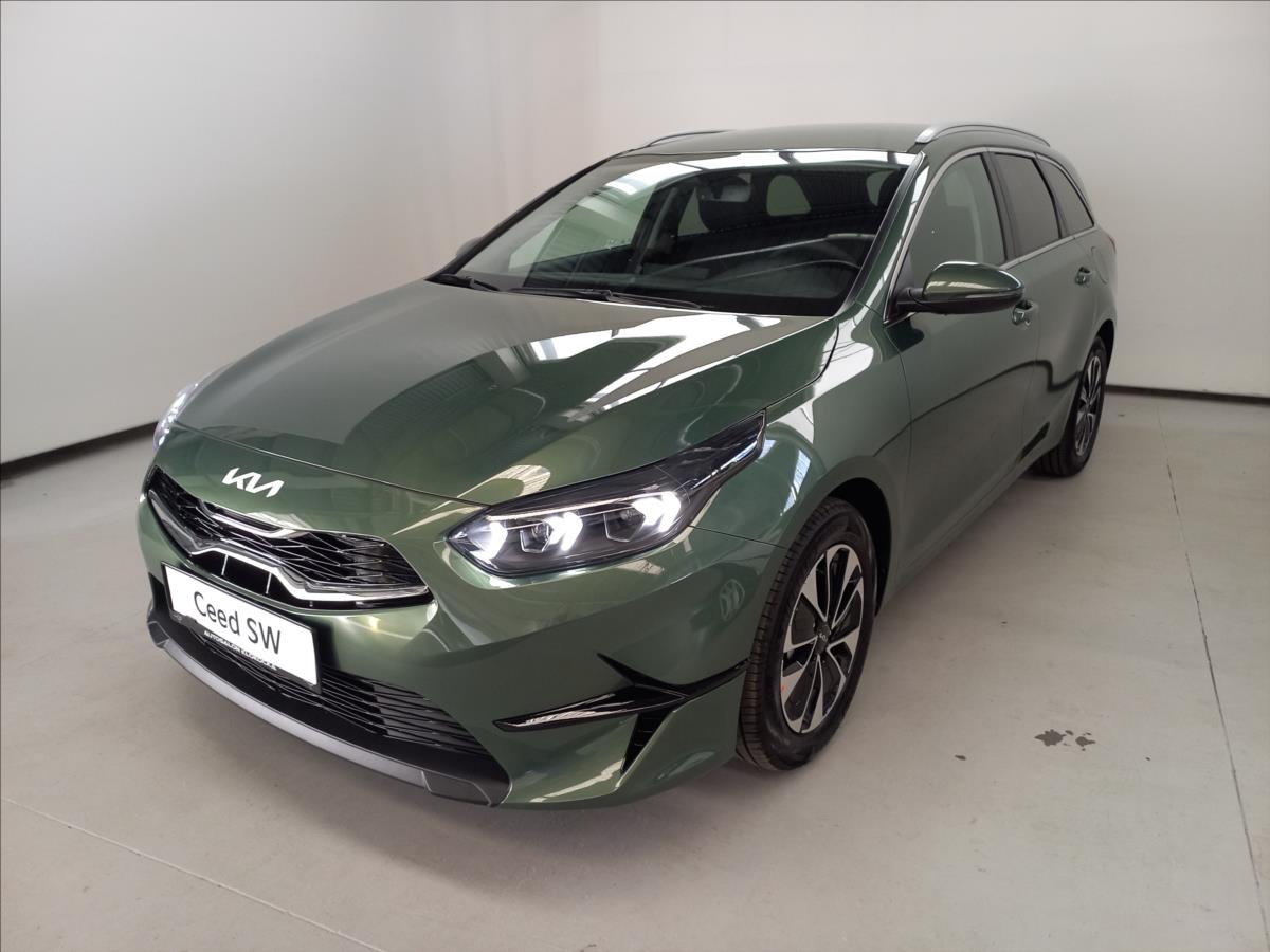 Kia Ceed 1,5 T-GDi MT TOP  SW